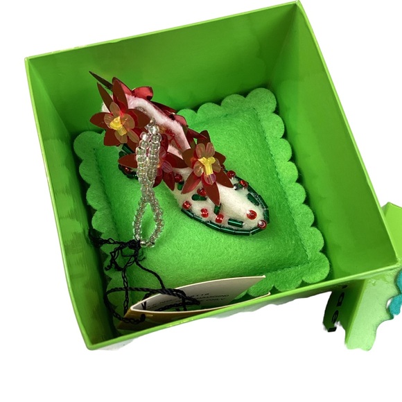 Michael Simon Handmade Poinsettia Shoe Christmas Tree Ornament - Picture 4 of 14